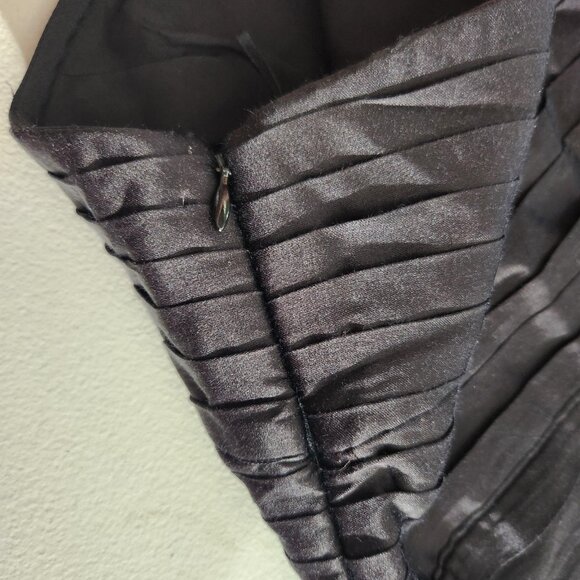 Code Dress Womens Size 12 Black One Shoulder Cocktail Party Rayon Polyester NWT - Picture 2 of 14